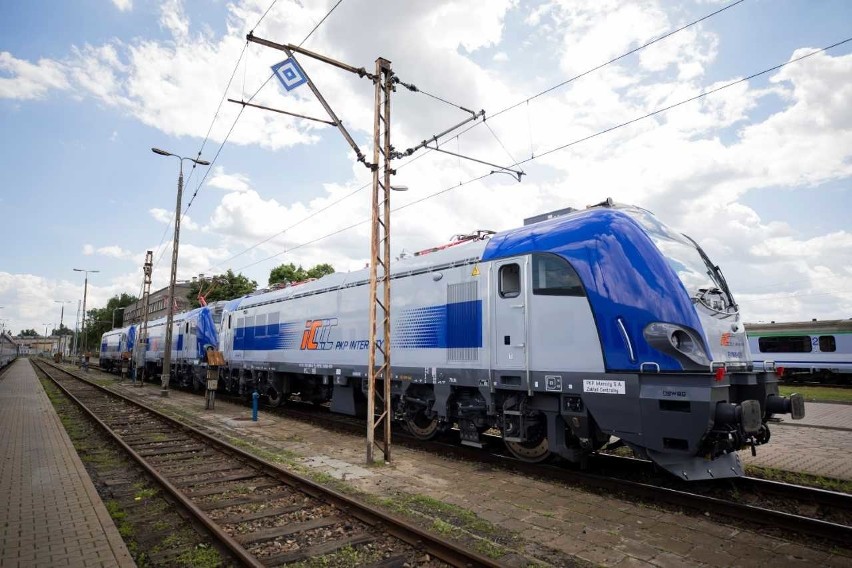 Nowe lokomotywy rozwijają prędkość do 160 km/h i pozwolą...