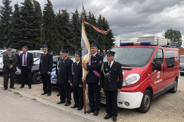 W niedzielę, 18 września poświęcony został samochód strażacki Ochotniczej Straży Pożarnej w Kamieńczycach.