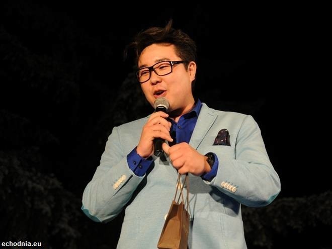 Wydarzenie poprowadził Bilguun Ariunbaatar, showman, satyryk...