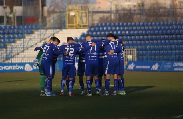 Ruch Chorzów jest beniaminkiem II ligi. Jakie Niebiescy mają szanse na awans po remisie w Chojnicach?    Zobacz kolejne zdjęcia. Przesuwaj zdjęcia w prawo - naciśnij strzałkę lub przycisk NASTĘPNE