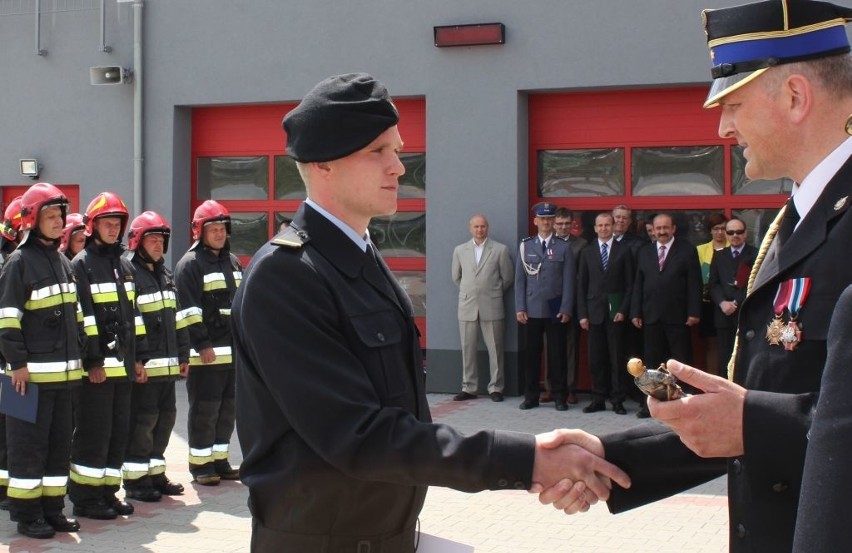 Strażacy zawodowi z Wąbrzeźna odebrali awanse i odznaczenia [zdjęcia]