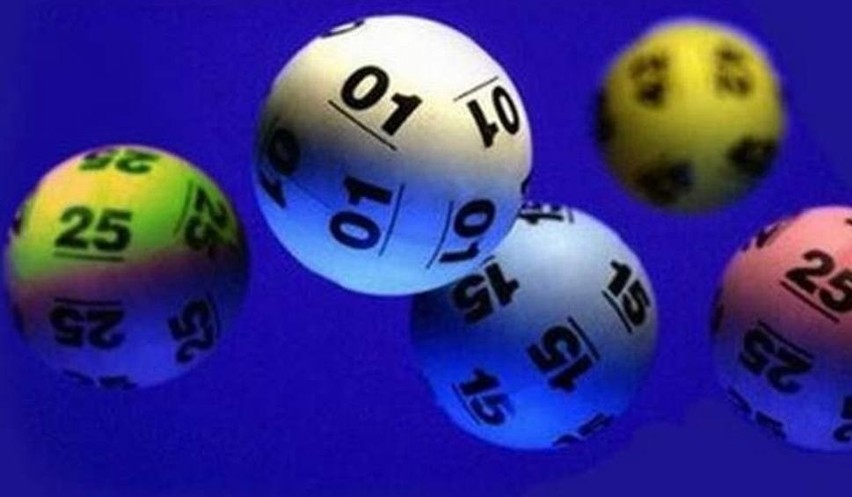 Główna wygrana w Lotto w Białymstoku. Ktoś zgarnął ponad 6 mln zł!