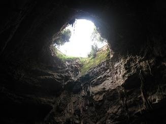 Do 1938 roku ludzie znali tylko największą z jaskiń. Powód...