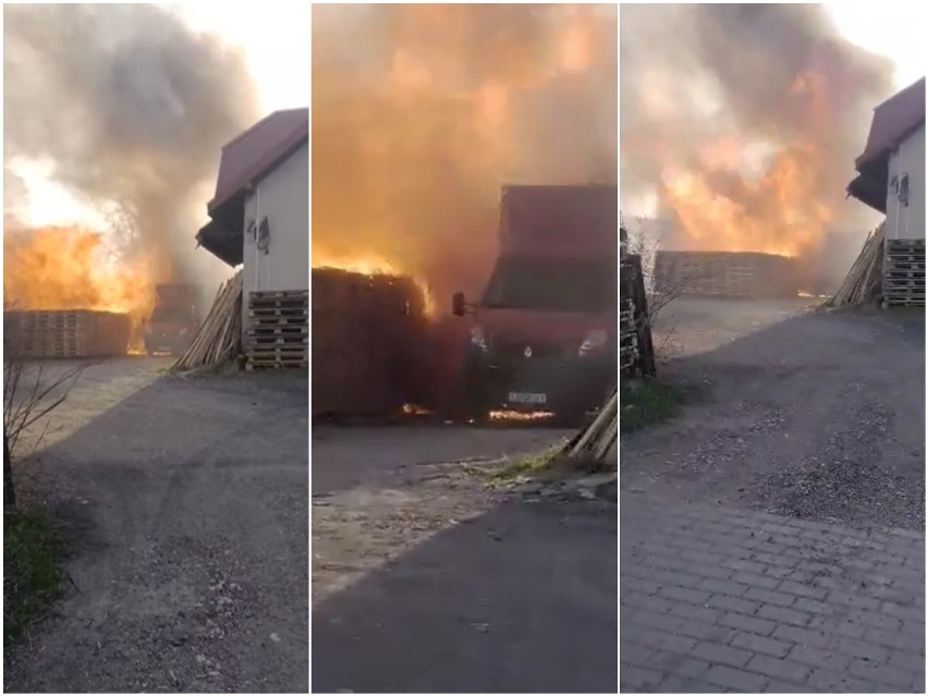 Pożar w składzie palet przy Abramowickiej w Lublinie. Z ogniem walczyło osiem zastępów straży pożarnej. Zobacz