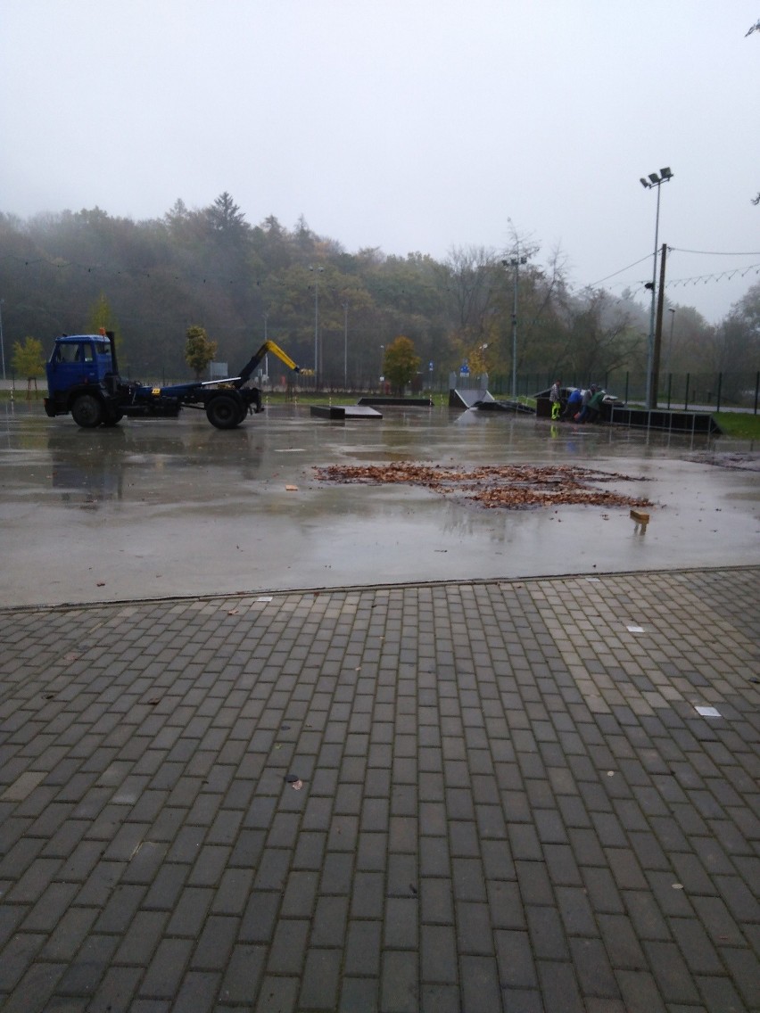 Arkonka w Szczecinie: Demontują skatepark na Arkonce, od grudnia znów będzie lodowisko