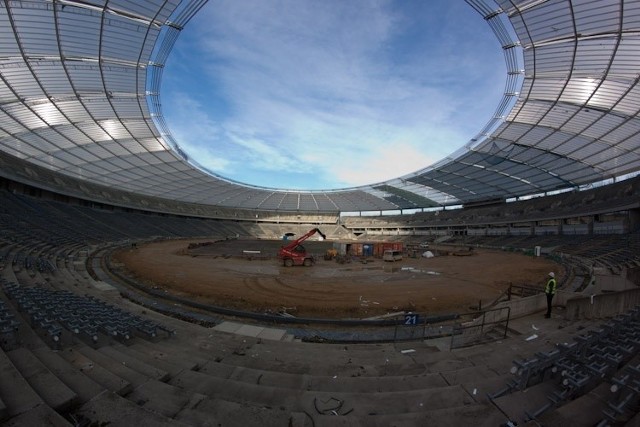 Stadion Śląski: zakończono prace przy montażu dachu