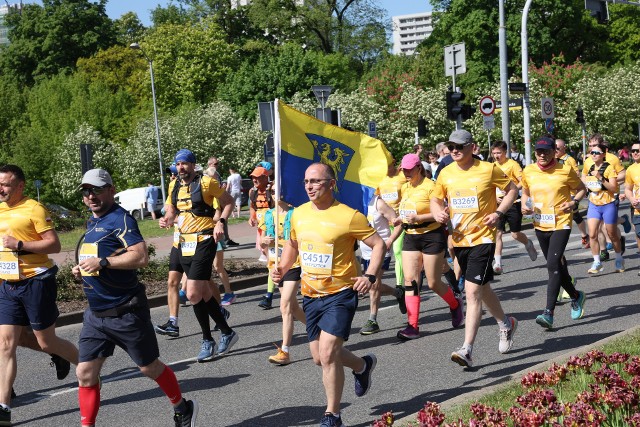 W Silesia Maratonie i Biegu Bohaterów wystartowało ponad 2.000 osób.Zobacz kolejne zdjęcia. Przesuwaj zdjęcia w prawo - naciśnij strzałkę lub przycisk NASTĘPNE
