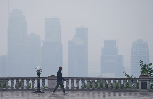 Dym znad Kanady dotarł już do Europy Zachodniej