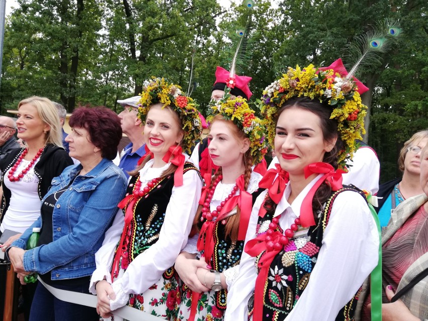 Dożynki Prezydenckie 2018 w Spale. Za nami dzień pierwszy, czyli konkurs wieńcowy [ZDJĘCIA, FILM]