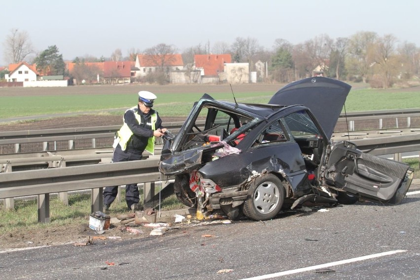 Wypadek na autostradzie A4 w rejonie punktu poboru opłat pod...