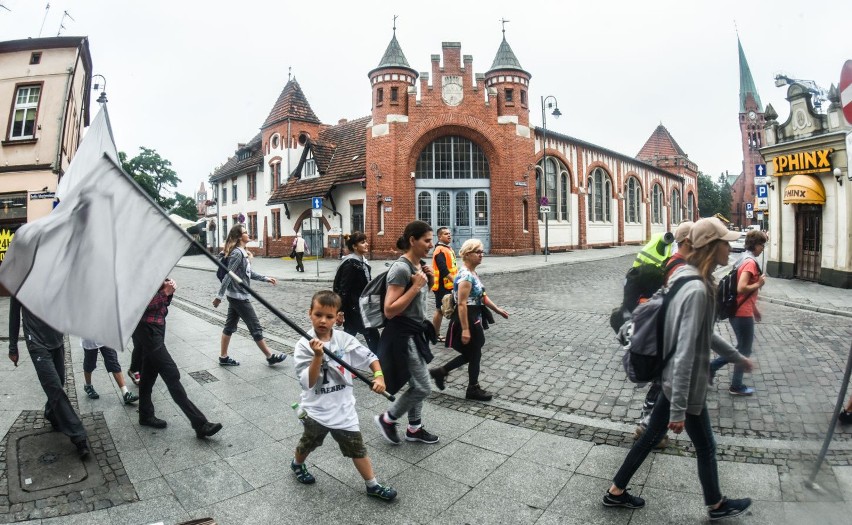 - Atmosfera pielgrzymek jest wyjątkowa - twierdzą pątnicy....