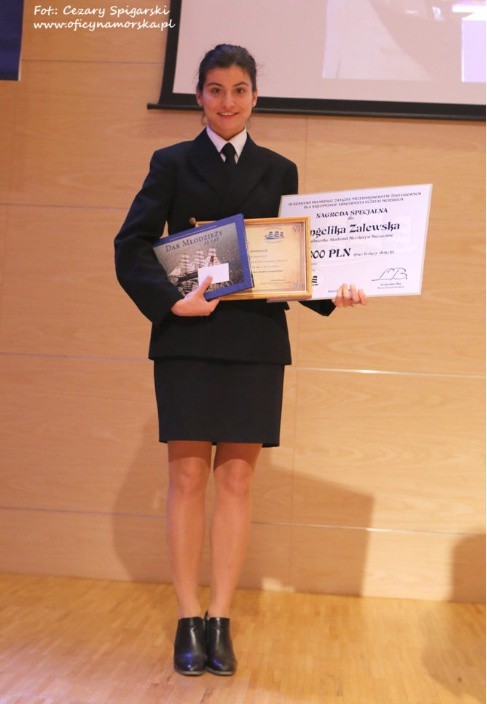 Absolwentka nawigacji Akademii Morskiej w Szczecinie wyróżniona w konkursie na Najlepszego Absolwenta Uczelni Morskiej