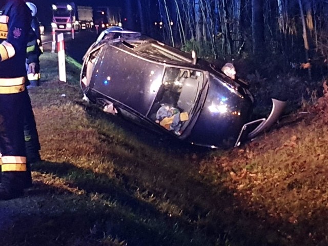 Wypadek w Jełowej. Kierowca miał 0,7 promila.