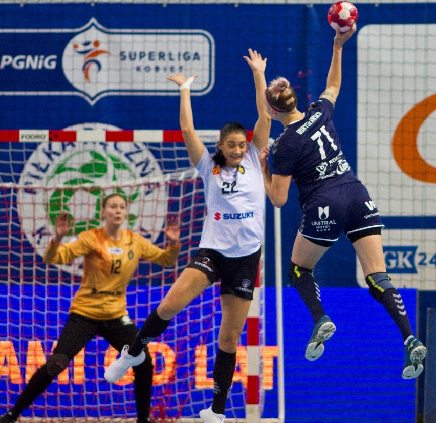 Bramkarka Marta Chodakowska zostaje w Suzuki Koronie Handball Kielce. "Mogę się teraz odwdzięczyć klubowi"