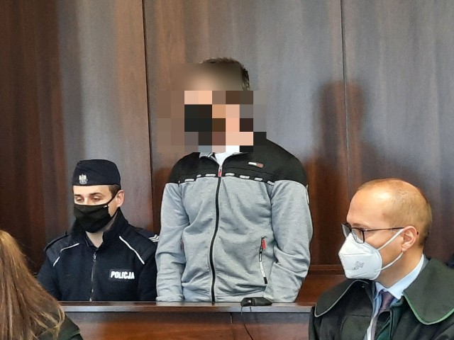 Podwójne morderstwo na ul. Dubois w Opolu. Na ławie oskarżonych zasiadło dwóch Mołdawian i Ukrainiec. Ich proces rozpoczął się dziś (2.03) przed Sądem Okręgowym w Opolu.