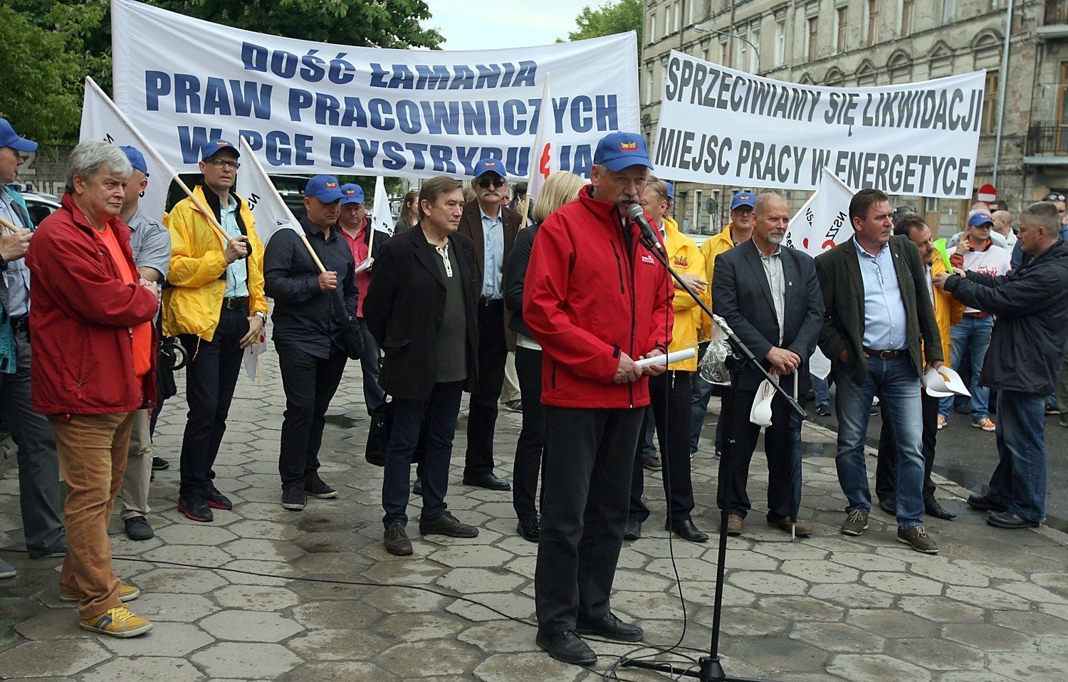 Pracownicy PGE Dystrybucja protestowali w Łodzi w obronie praw  pracowniczych [ZDJĘCIA] | Dziennik Łódzki