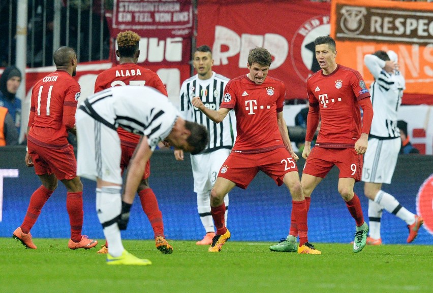 Lewandowski obudził Bayern i zagra w ćwierćfinale Ligi...