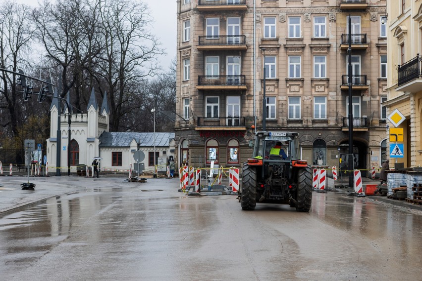 Lublin: Przez centrum pojedziemy zupełnie inaczej. Duże zmiany dla kierowców i pasażerów komunikacji miejskiej