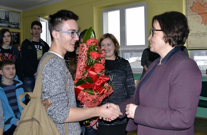 Anna Zalewska w Zawierciu. Minister Edukacji odwiedziła I LO [FOTO]