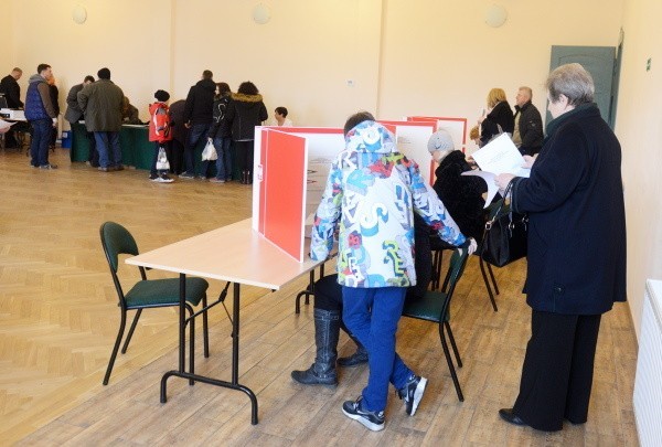 Lokal wyborczy w Raculi