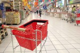 Zakaz handlu w niedziele. Te sklepy Auchan będą czynne w Łodzi i Piotrkowie w najbliższą niedzielę jako placówki pocztowe