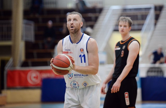 GKS Tychy - Żak Koszalin 85:84 (23:22, 18:17, 27:16, 17:29)