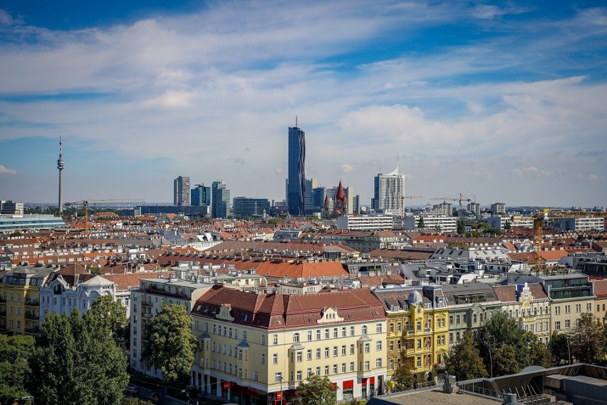 Mieszkańcowi Austrii zajęłoby to 10 lat