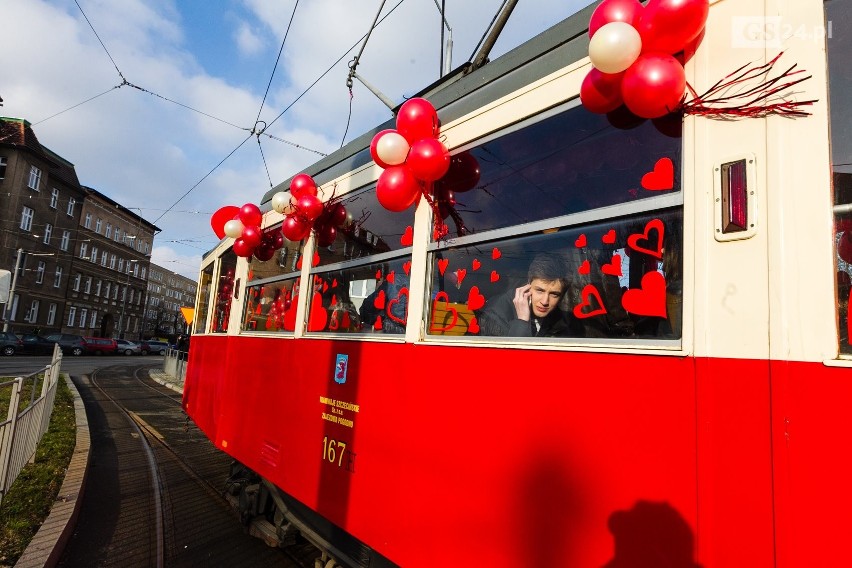 Walentynkowy tramwaj kursował w Szczecinie [ZDJĘCIA]