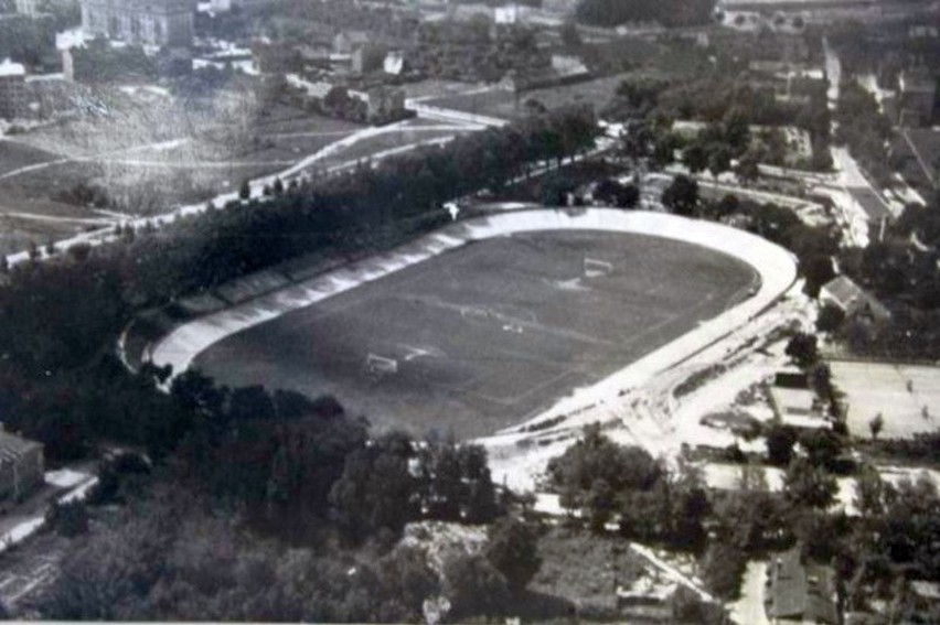 Stadion przy Narutowicza pod koniec lat pięćdziesiątych