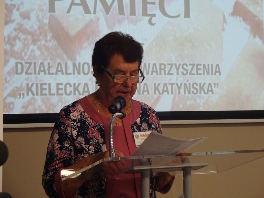 Prezes Instytutu Pamięci Narodowej doktor Karol Nawrocki otworzył w Kielcach wystawę o Stowarzyszeniu „Kielecka Rodzina Katyńska” [ZDJĘCIA] 
