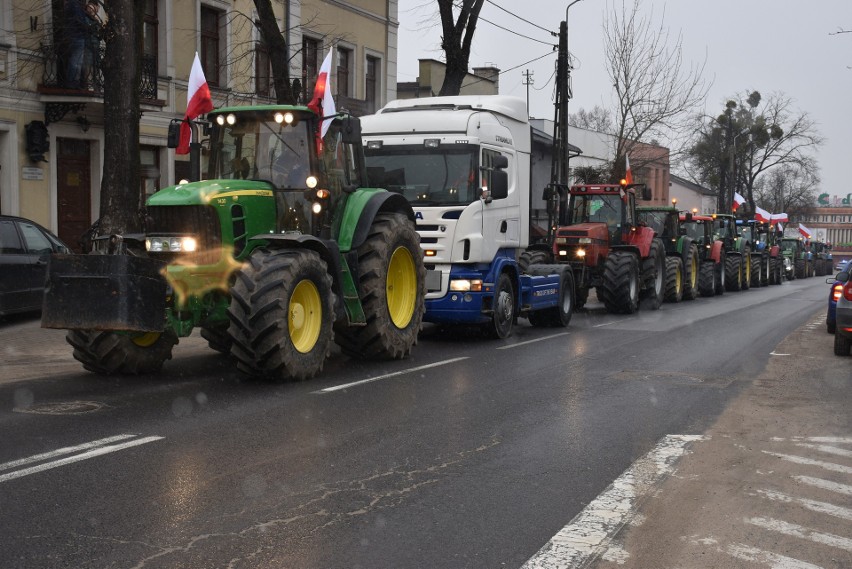 Rolnicy protestują m.in. przeciwko Europejskiemu Zielonemu...