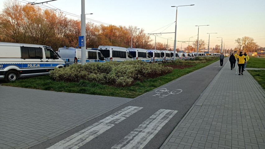 Przed meczem Motoru Lublin z Legią Warszawa policja mobilizuje siły i zamyka ulice