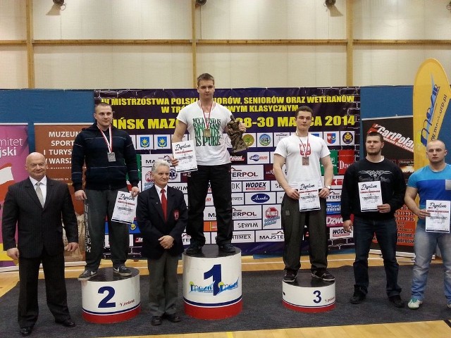 Kamil Krakowiak z Sandomierza zdobył złoty medal na Mistrzostwach Polski Juniorów w Mińsku Mazowieckim.
