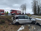 Podhale. Niebezpieczny wypadek w Maruszynie. Auto wypadło z drogi. Jedna osoba poszkodowana 