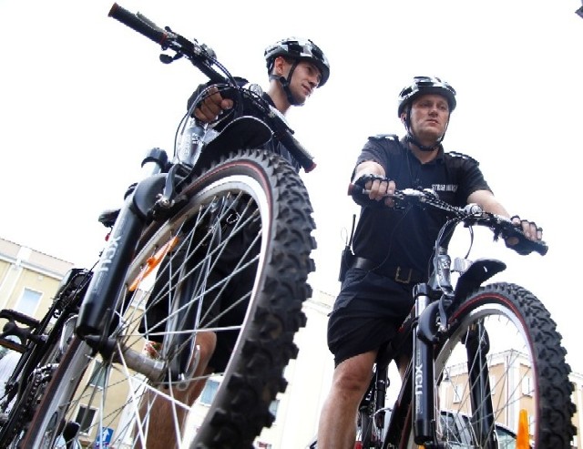Od kilku lat funkcjonariusze dbający w mieście o porządek mają do dyspozycji rowery