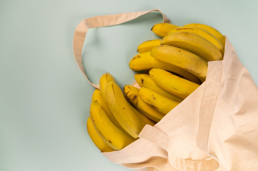 Bananów nie powinniśmy łączyć z lekami na nadciśnienie ze...