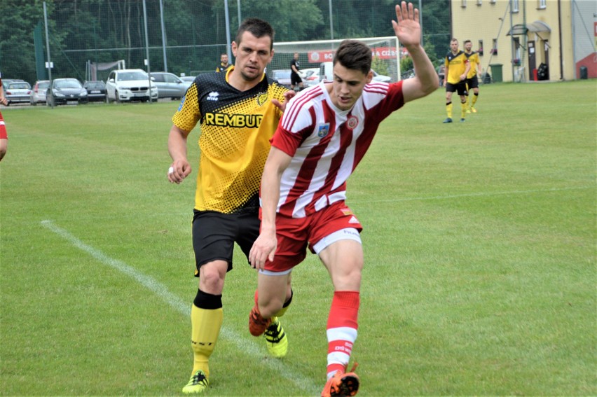 Mateusz Pańkowski (z prawej) był także nie tylko solidnym...