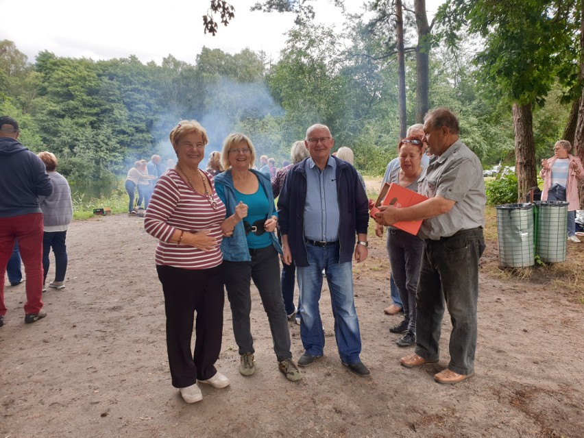 Słupscy seniorzy bawili się na "Pieczeniu ziemniaka"