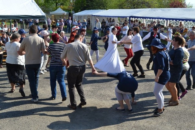 Impreza ludowa Hulanki w Zelgnie była połączona z pojedynkami lokalnych KGW