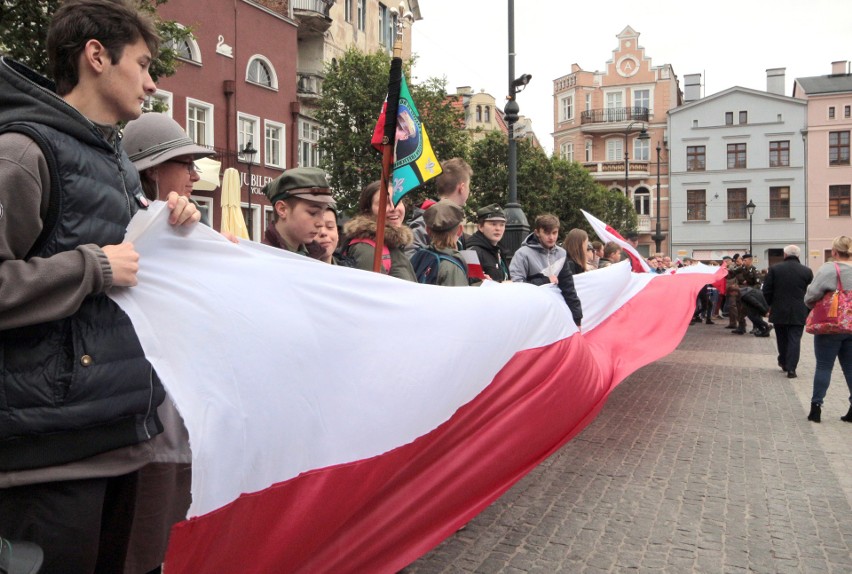 Dzień Flagi Rzeczypospolitej Polskiej. Tak grudziądzanie świętowali w ubiegłym roku [zdjęcia z archiwum]