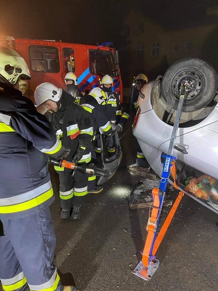 Strażacy z OSP Kaszów działają prężnie, jeżdżą na akcje, a w...