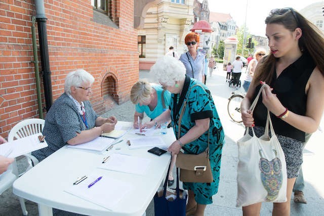 Uniwersytet medyczny w Bydgoszczy nie wystartuje w tym roku. Nie oznacza to jednak zakończenia zbiórki podpisów pod apelem za zachowaniem integralności UMK.