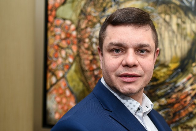 Dyrektor Oddziału Totalizatora Sportowego w Poznaniu, Artur Woziński, życzy wielkich wygranych kadrze na mundialu i graczom Lotto