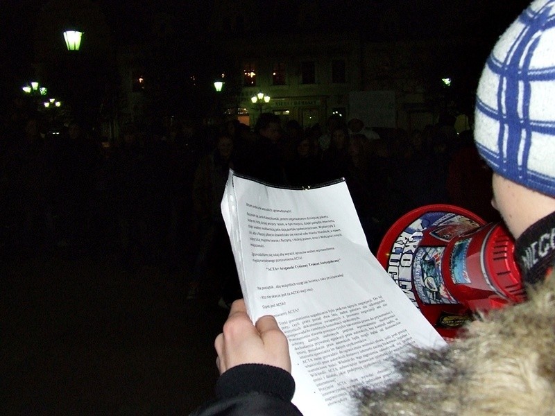 Pikieta na Rynku w Kluczborku - Nie dla ACTA