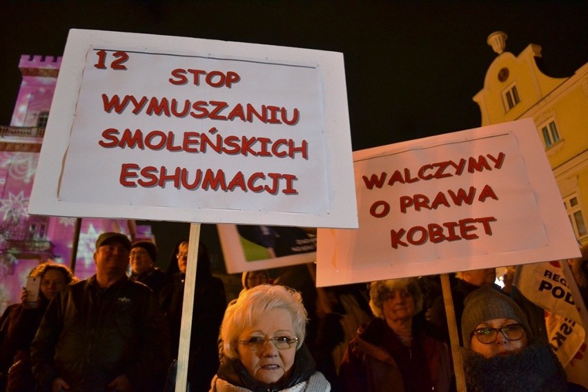 Strajk obywatelski w Bielsku-Białej. 13 grudnia 2016 r.