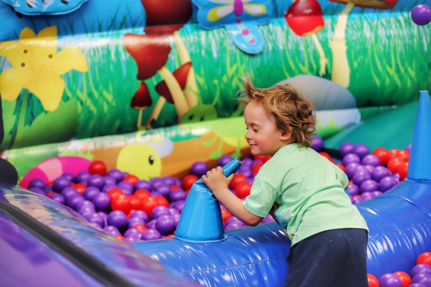 Bounce Lublin. W lany poniedziałek bawili się i szukali ukrytych jajek