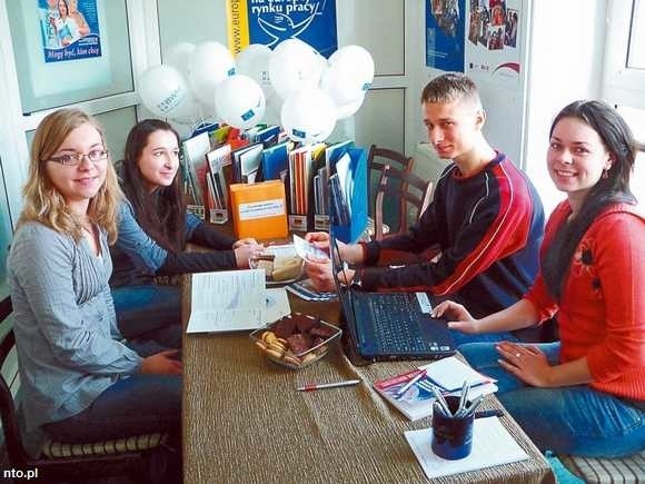 Monika Biniek, Karolina Przybylska, Daniel Dąbrowski i Natalia Wantzel z nyskiej PWSZ studiowali za granicą z Erasmusem.