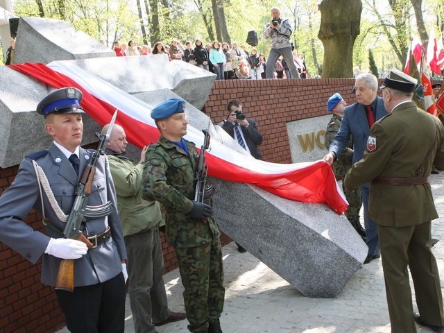 Krzyż wołyński na cmentarzu komunalnym w Słupsku. 