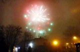 Sylwester w Katowicach: zamglone niebo zapaliło się od fajerwerków też w Zabrzu, Rybniku, Czeladzi, Bielsku-Białej