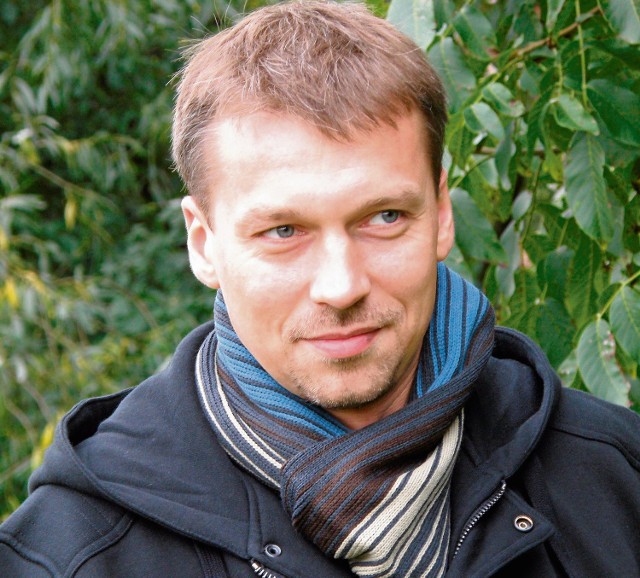 Marcin Hrapkowicz ma 41 lat i kibicuje krakowskim zespołom
